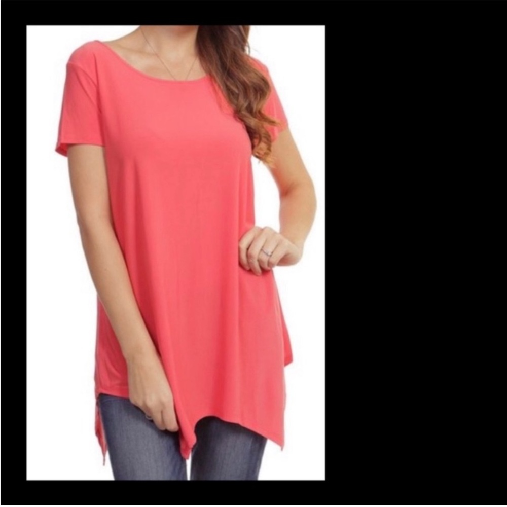 SHARK-BITE TUNIC TOP